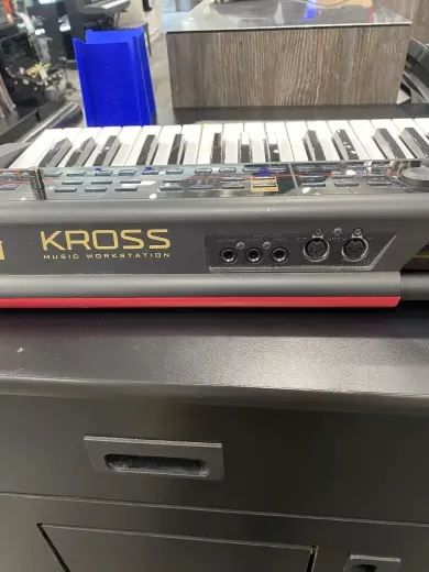 Korg - KROSS-61 2